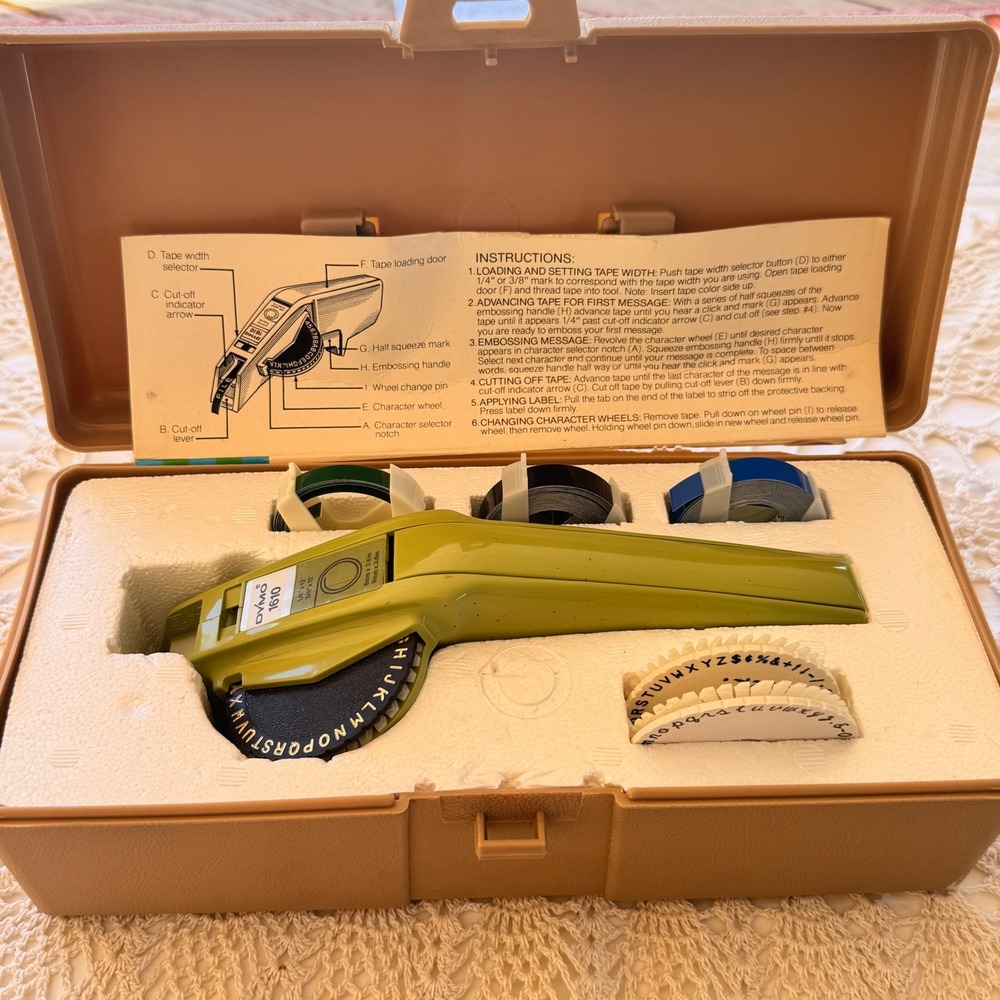 Vintage DYMO Organizer 1610 Avocado Green Label Maker Case Wheels Tape Kit